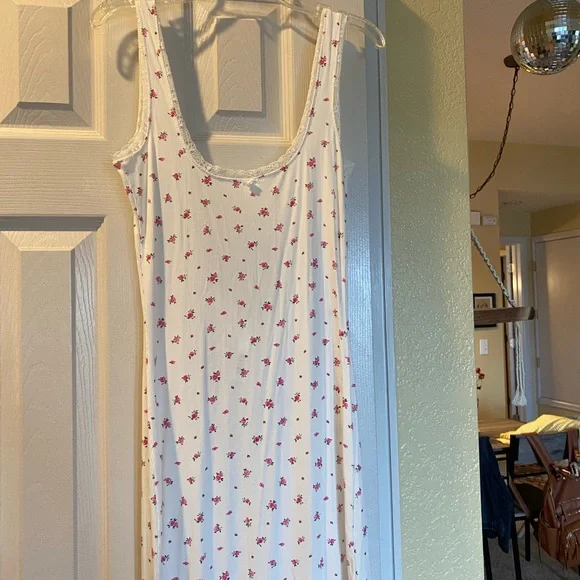 SKIMS Soft Lounge Lace Scoop Neck Maxi Dress - Picture 3 of 8